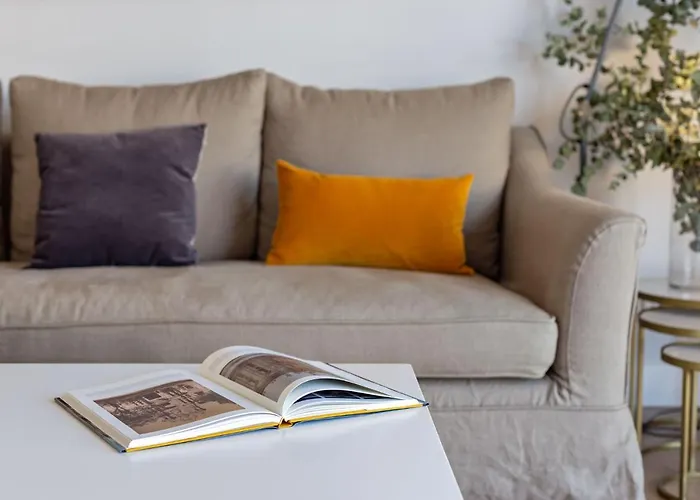 Plaza De Espana Deluxe Suites By Valcambre