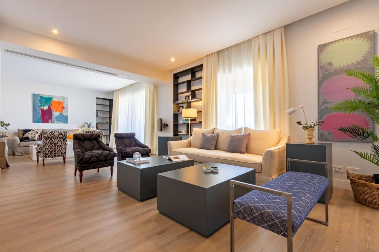 Apartamento Plaza De Espana Deluxe By Valcambre Sevilha